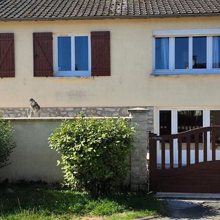 Maison De Village Avec Exterieur Oysonville Zewnętrze zdjęcie