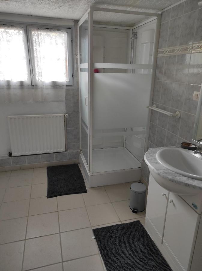 Maison De Village Avec Exterieur Oysonville Zewnętrze zdjęcie